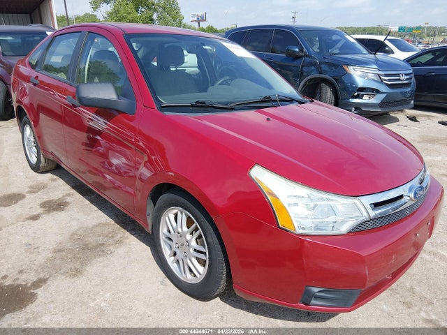 Salvage Ford Focus Image