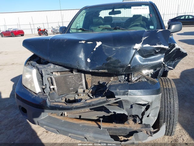 Nissan Frontier Xe