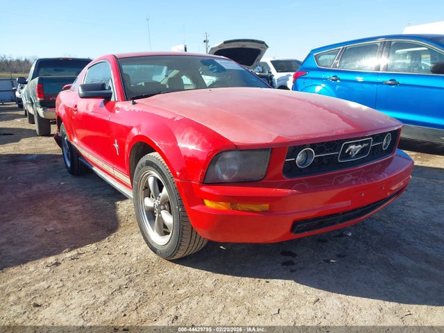 Salvage Ford Mustang Image