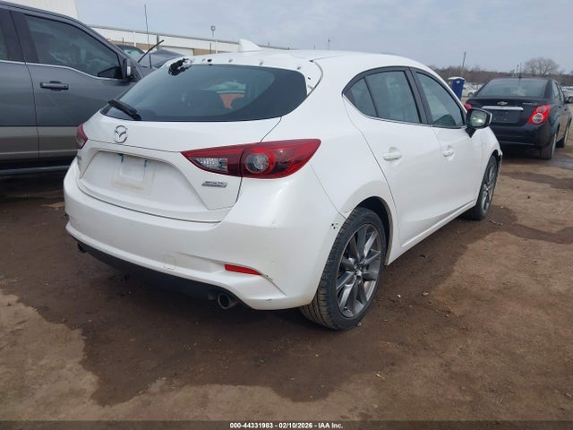 Mazda Mazda3 Grand Touring