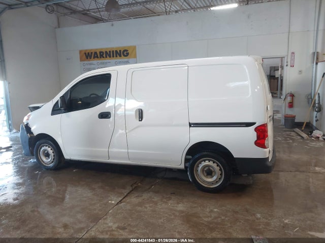 Nissan Nv S