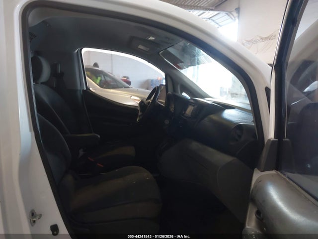 Nissan Nv S