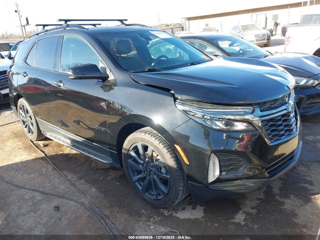 Salvage Chevrolet Equinox Image