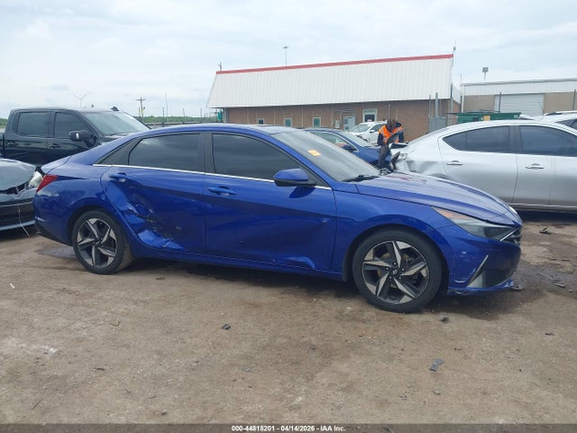 Hyundai ELANTRA Limited