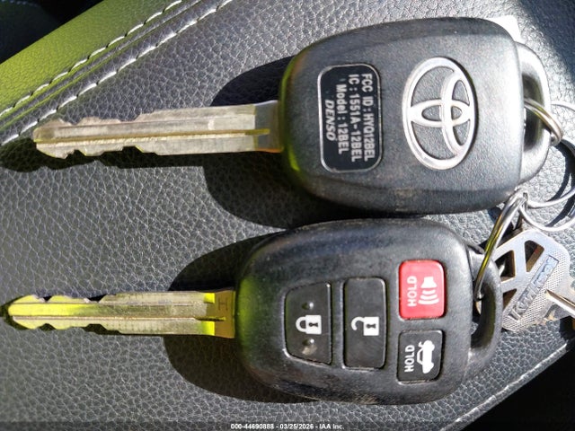 Toyota Corolla S