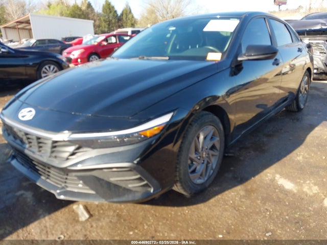 Hyundai ELANTRA Sel