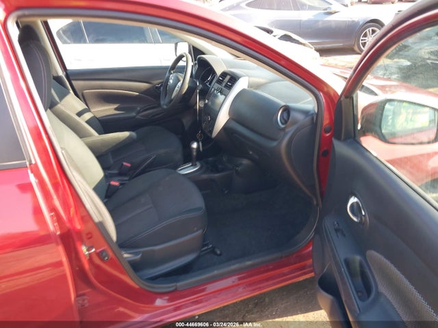 Nissan Versa 1.6 Sv