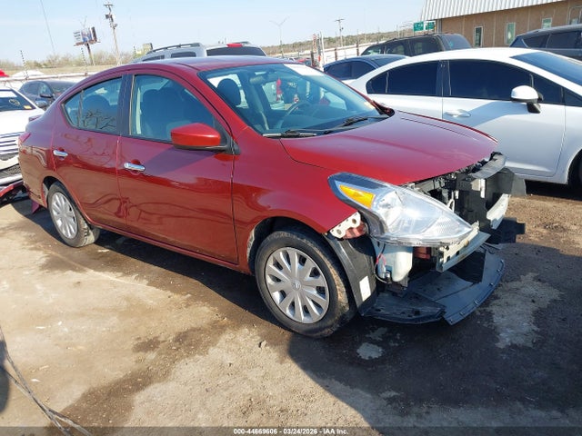 Salvage Nissan Versa Image
