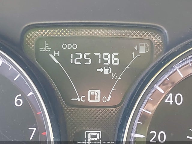 Nissan Versa 1.6 Sv