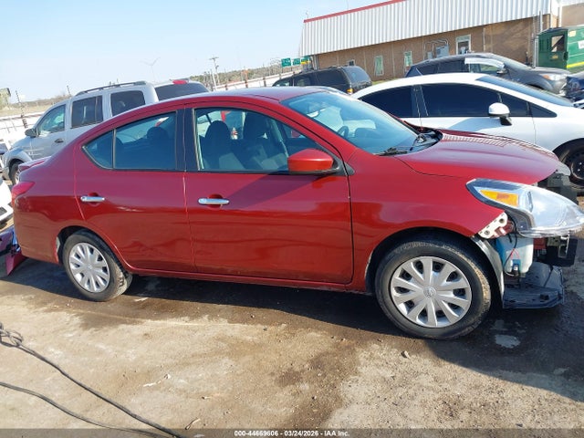 Nissan Versa 1.6 Sv