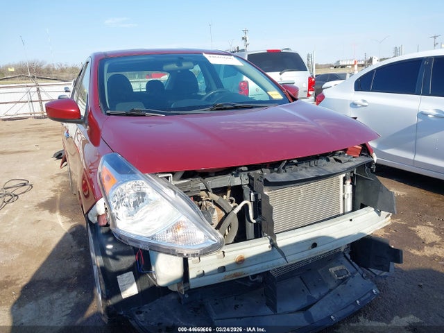 Nissan Versa 1.6 Sv