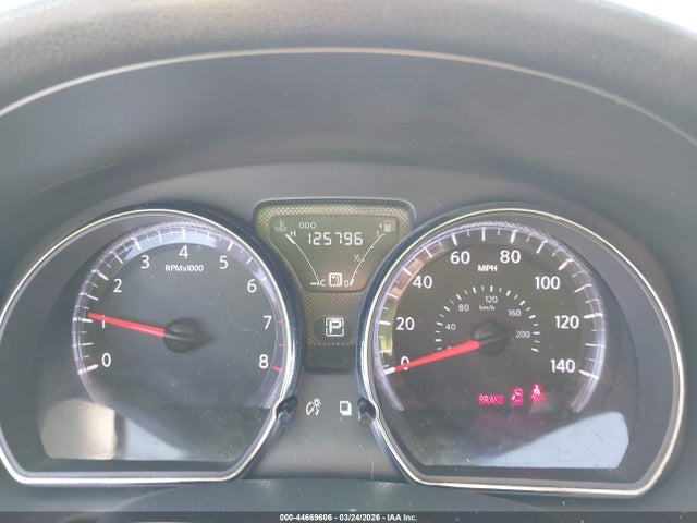 Nissan Versa 1.6 Sv