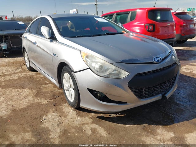 Salvage Hyundai SONATA Image
