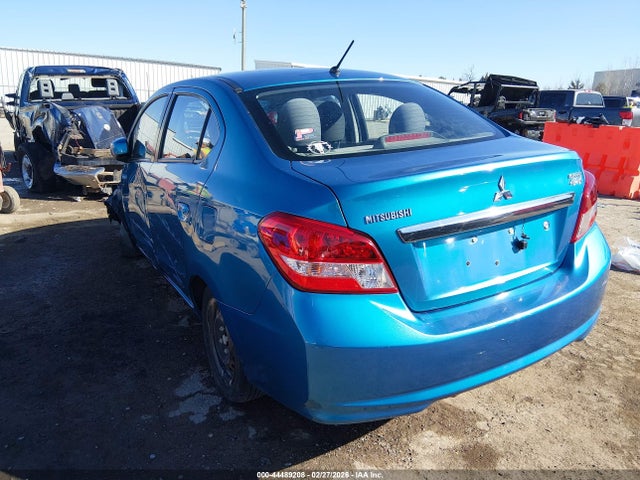 Mitsubishi Mirage Es