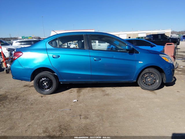 Mitsubishi Mirage Es