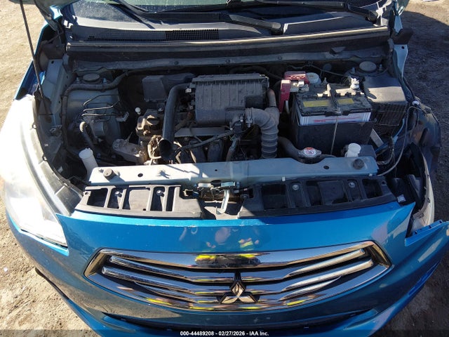 Mitsubishi Mirage Es