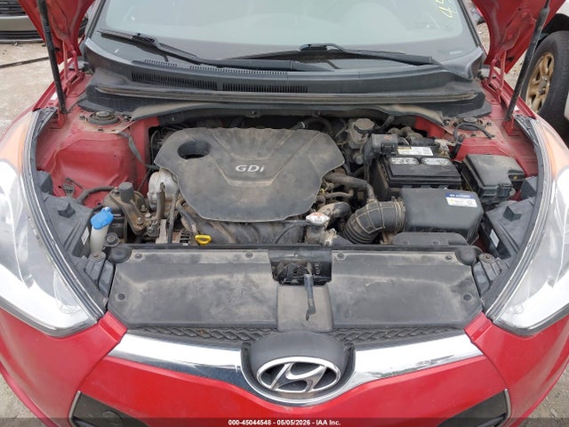 Hyundai VELOSTER