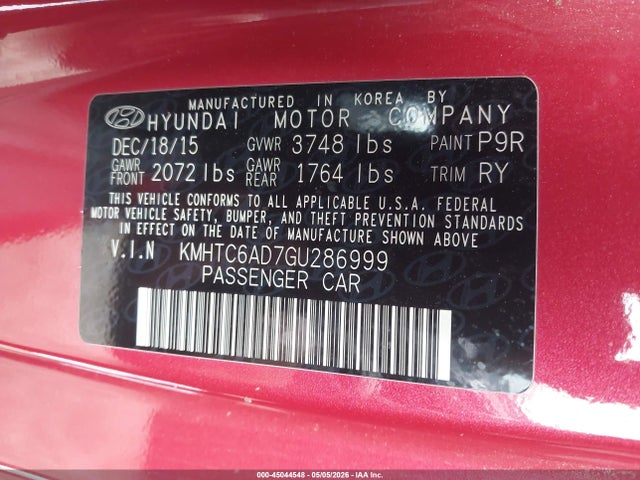 Hyundai VELOSTER