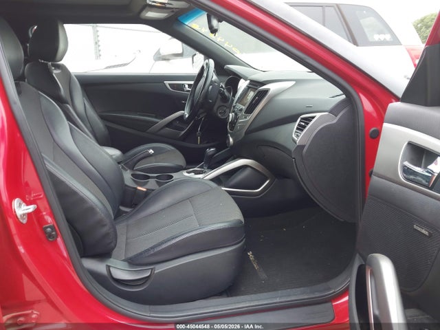 Hyundai VELOSTER