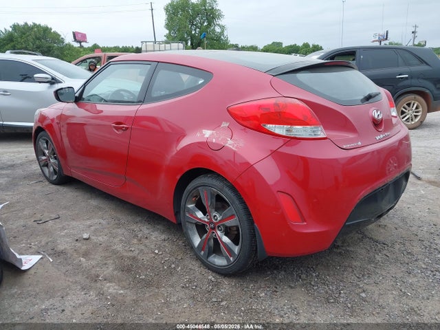 Hyundai VELOSTER