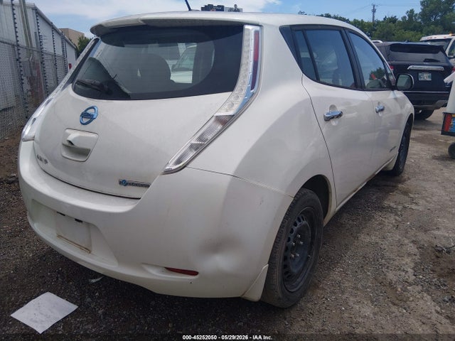 Nissan LEAF S
