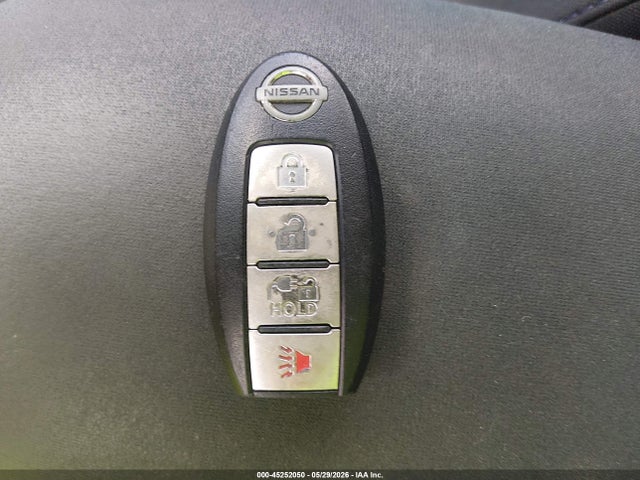 Nissan LEAF S