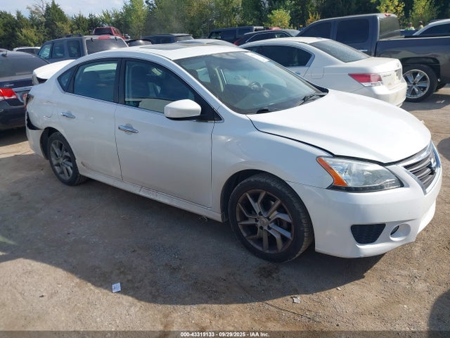 Salvage Nissan Sentra Image