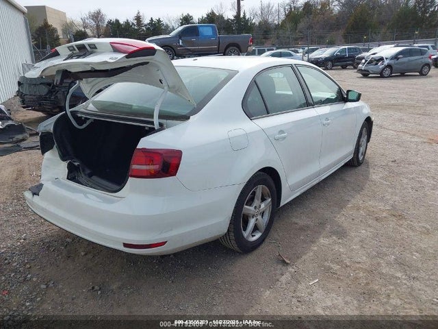 Volkswagen Jetta 1.4t S