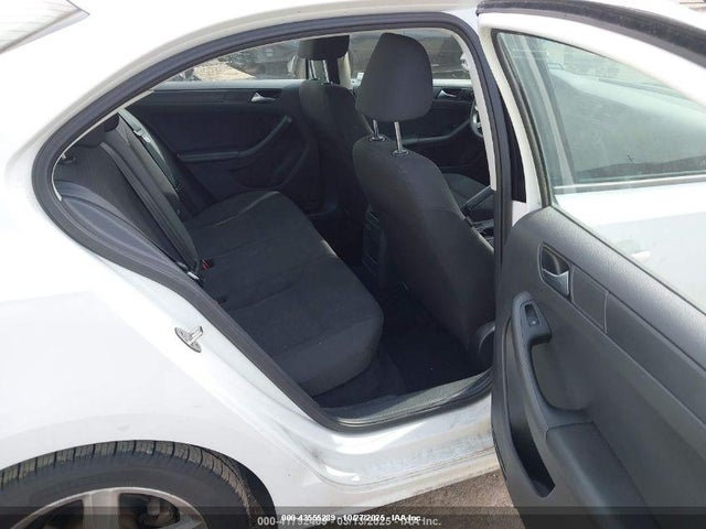 Volkswagen Jetta 1.4t S