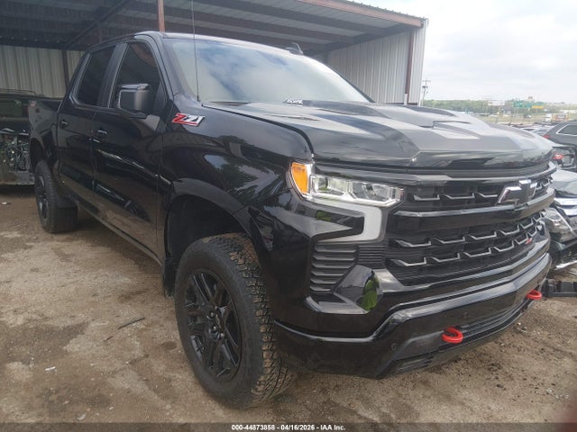 Salvage Chevrolet Silverado 1500 Image