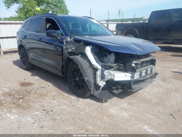 Salvage Honda CR-V Hybrid Image