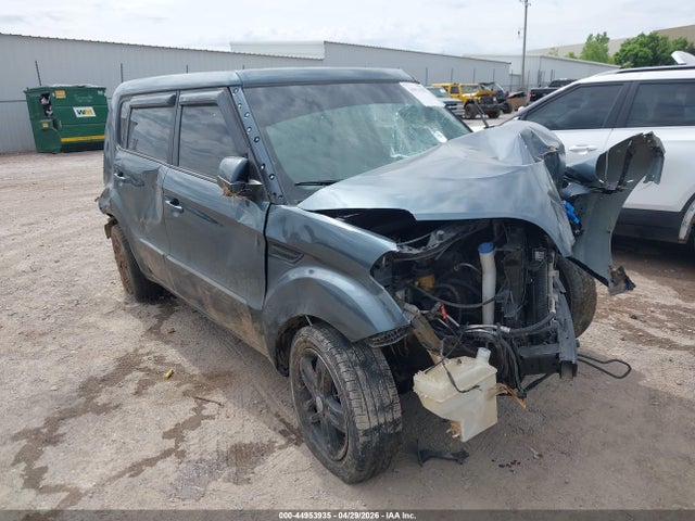 Salvage Kia Soul Image