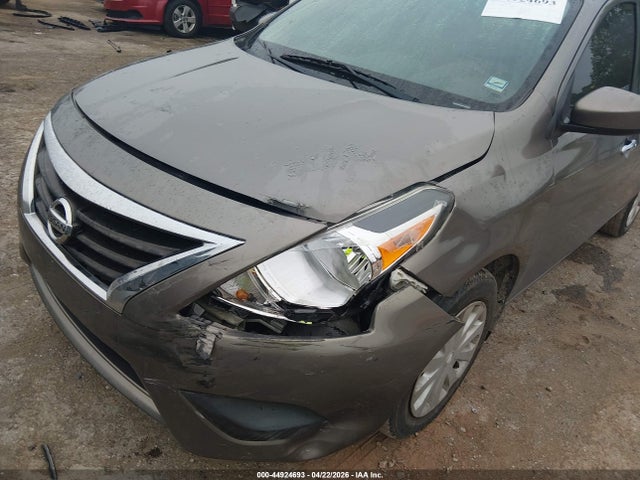 Nissan Versa 1.6 Sv