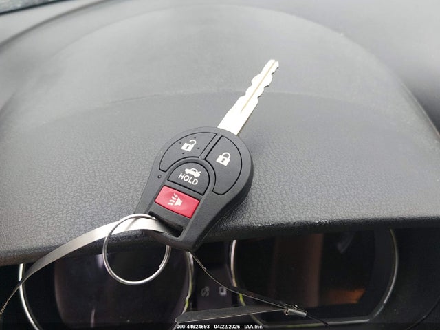Nissan Versa 1.6 Sv