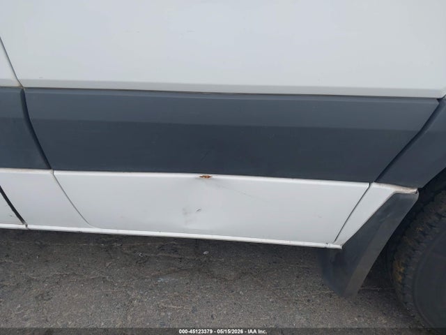 Dodge Sprinter Van 2500