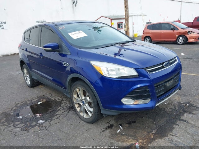 Salvage Ford Escape Image