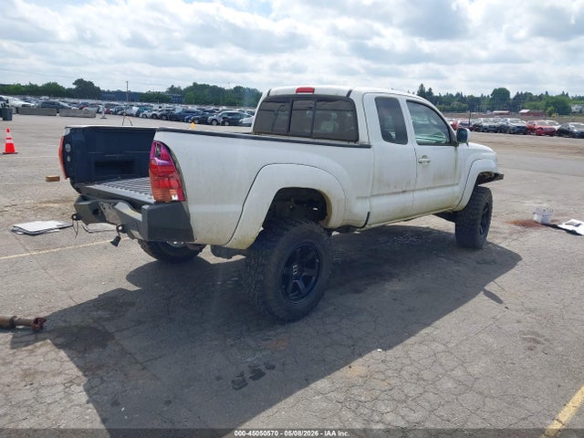 Toyota Tacoma Base V6