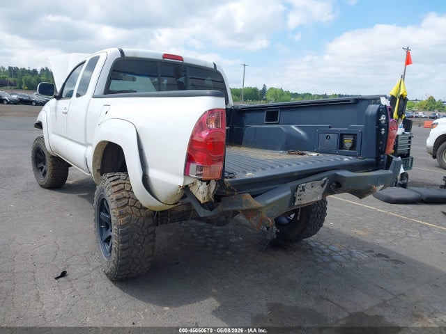Toyota Tacoma Base V6