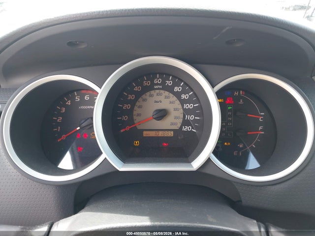 Toyota Tacoma Base V6