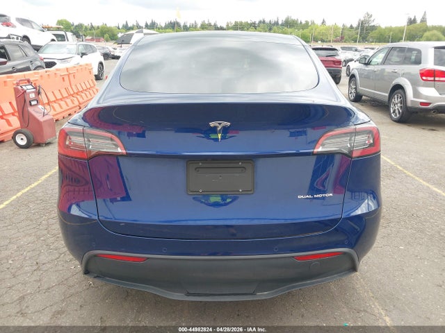 Tesla Model Y Long Range Dual Motor All-wheel Drive