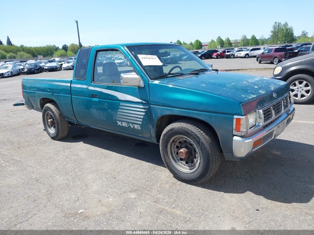 Salvage Nissan Truck Image