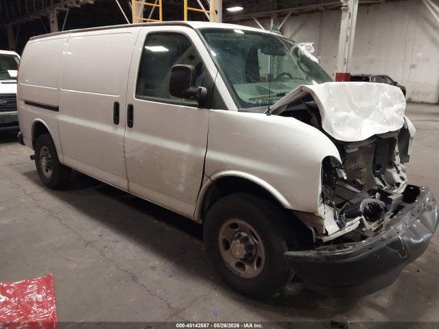 Salvage Chevrolet Express Image