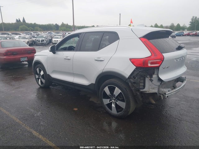 Volvo XC40 T5 Momentum