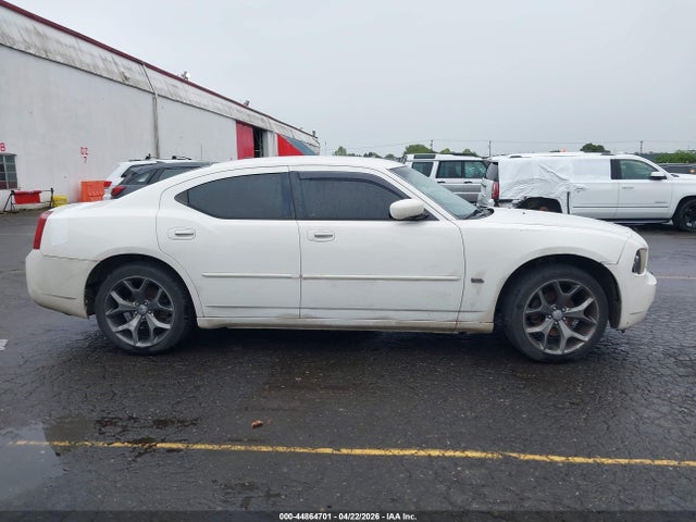 Dodge Charger Sxt