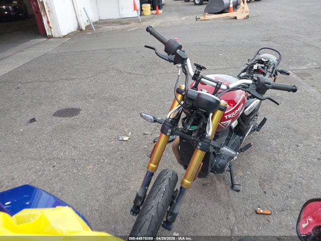 Triumph Speed 400