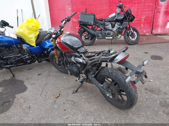 Triumph Speed 400
