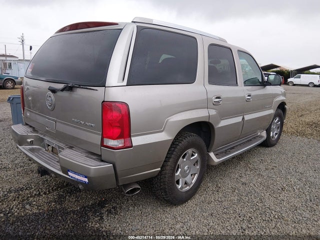 Cadillac Escalade Standard