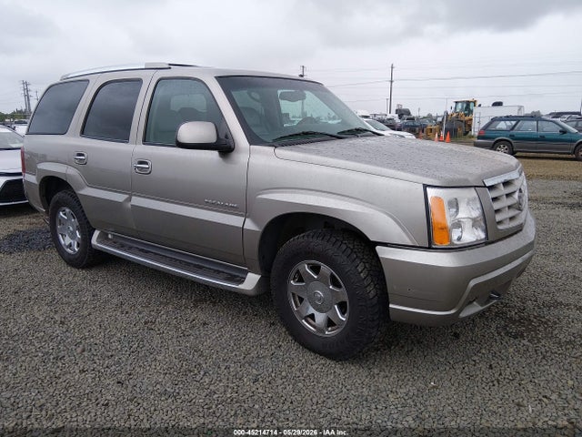 Salvage Cadillac Escalade Image
