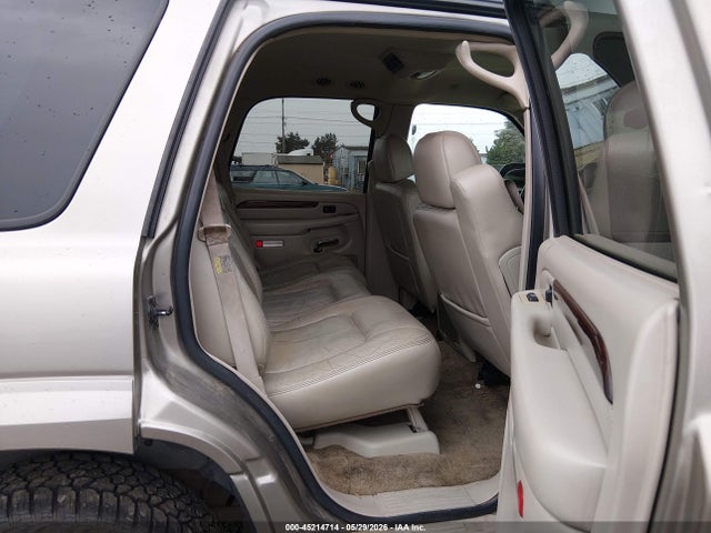 Cadillac Escalade Standard