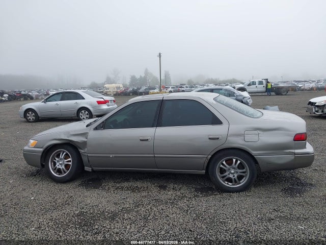 Toyota Camry Xle V6